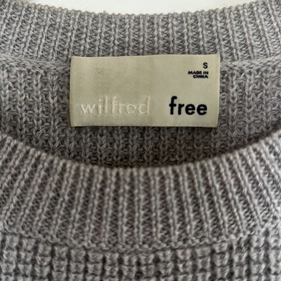 100% Merino Wool Sweater - Picture 2 of 4